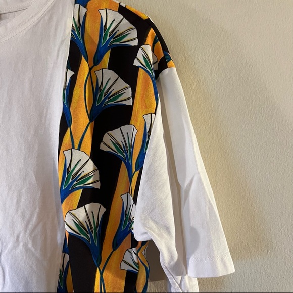 Zara Tops Zara White Floral Design Asymmetrical Shirt S Poshmark